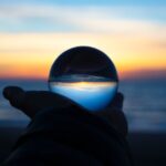 お金を稼ぐ事しかやる事がない人をマネすると損する